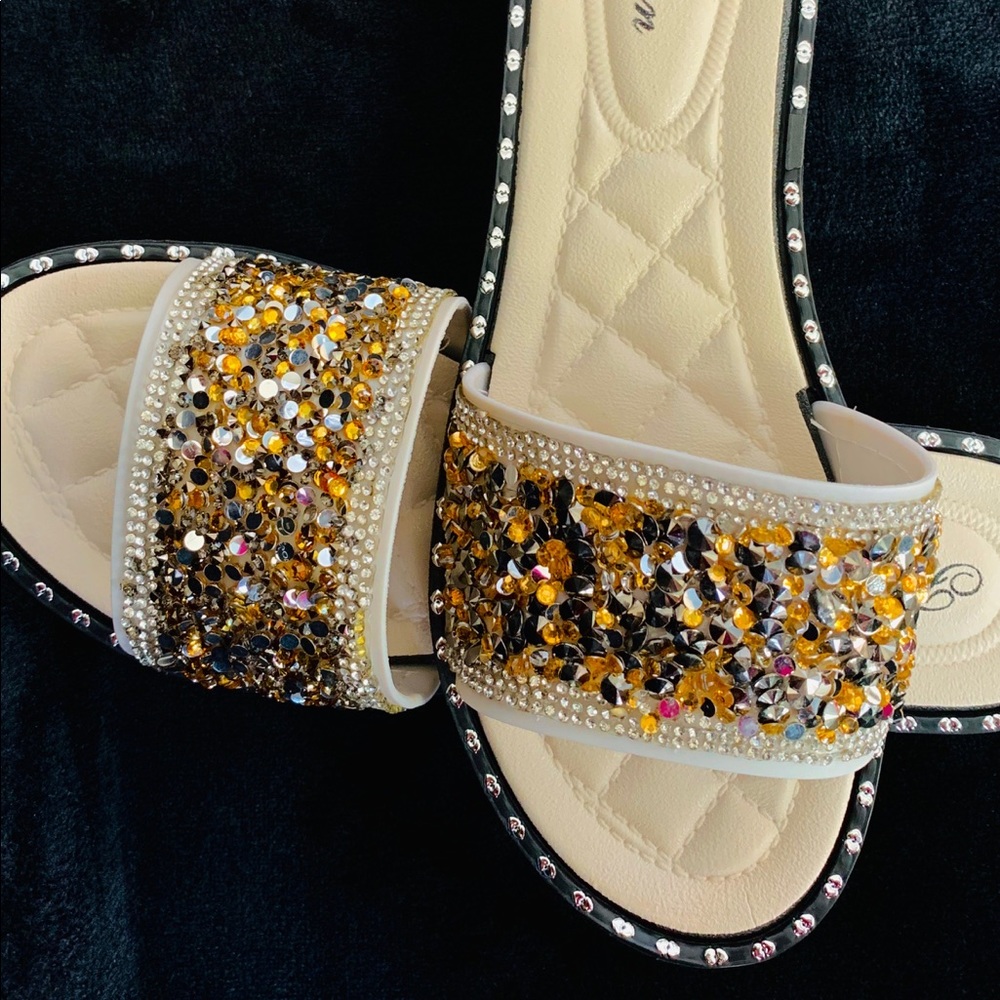 Super Cute fashion sandals